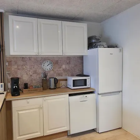 Centrally Located Townhouse In Quiet Surroundings Vakantiehuis *