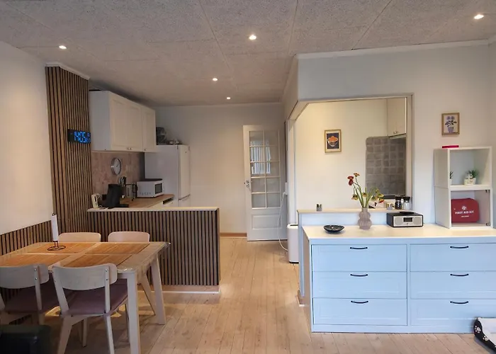 Centrally Located Townhouse In Quiet Surroundings Сasa de vacaciones