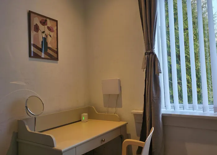 Сasa de vacaciones Centrally Located Townhouse In Quiet Surroundings