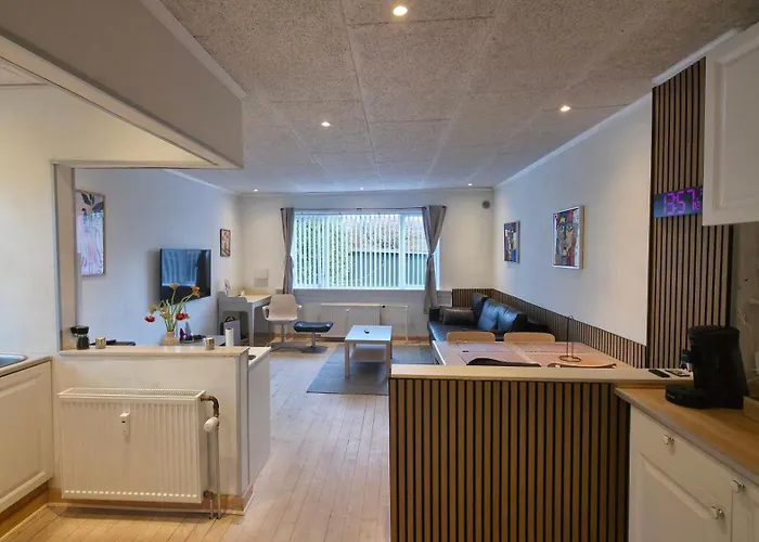 Centrally Located Townhouse In Quiet Surroundings Сasa de vacaciones *